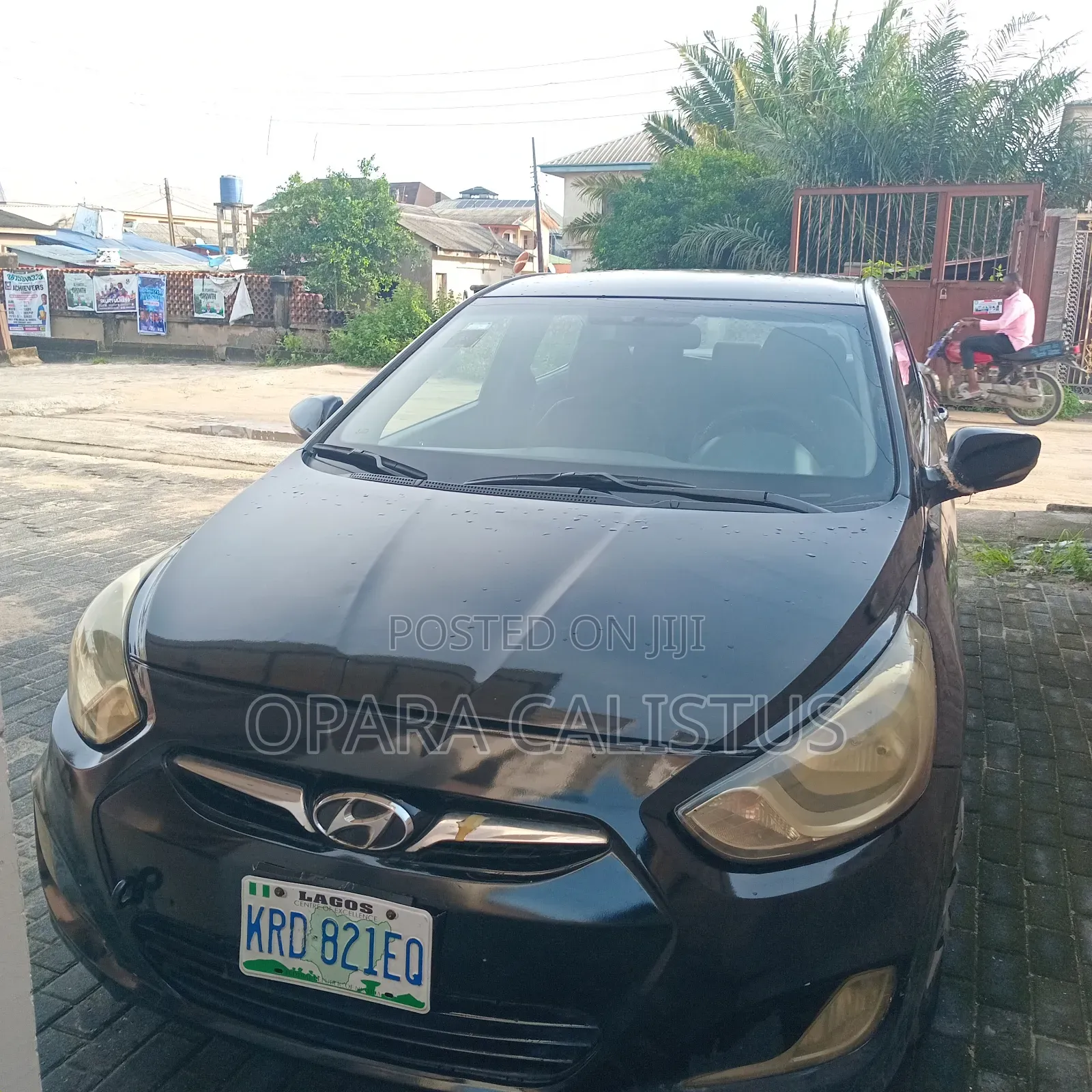 Hyundai Accent 2012 Black