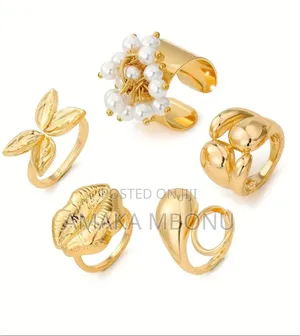 Ladies Knuckle Ring