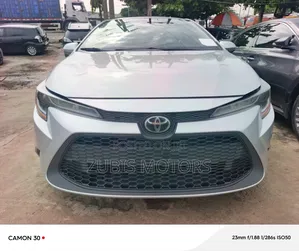 Toyota Corolla LE 2021 Silver
