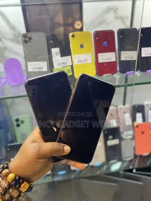 Apple iPhone 11 Pro Max 64 GB