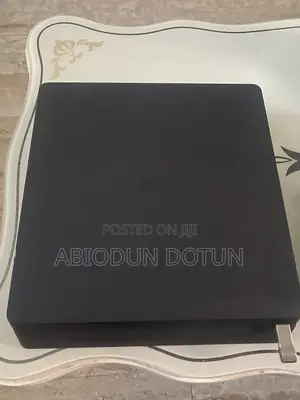 Neatly Used Ps4