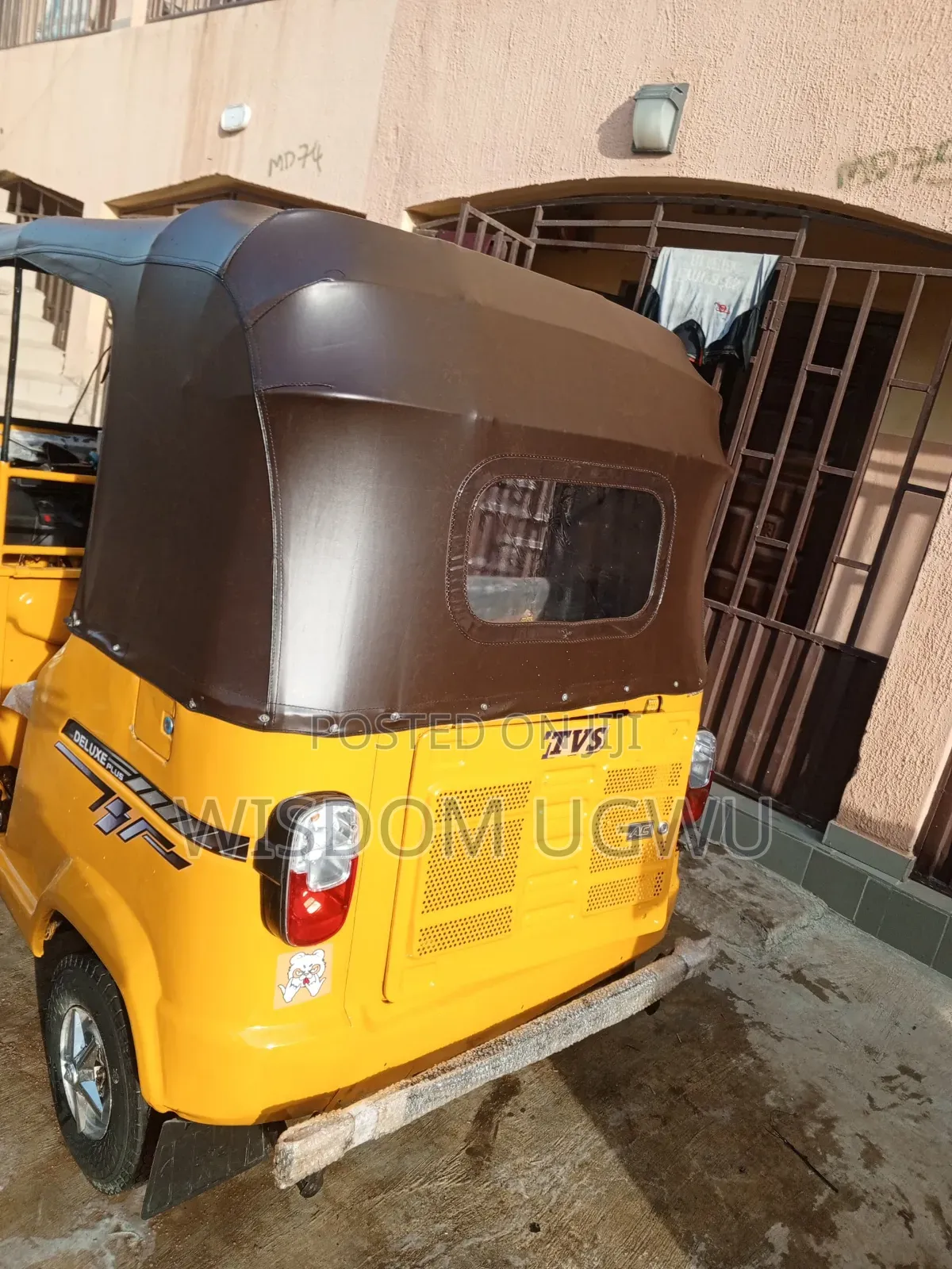 TVS King Deluxe Plus iTouch Start 2023 Yellow