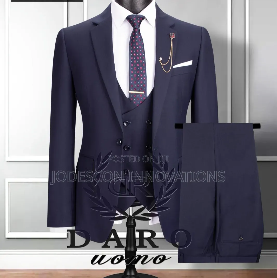 Daro Uomo Men's Suit