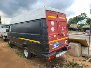 Iveco Daily 1991 Brown