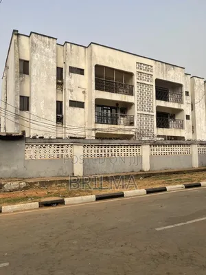 3bdrm Block of Flats in Zone 3 Wuse for sale