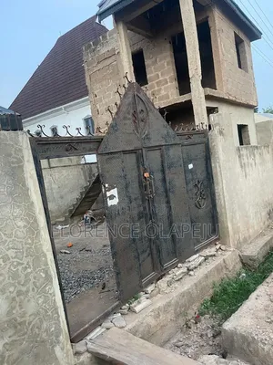 3bdrm Bungalow in Tireadara Estate, Akala Express for sale
