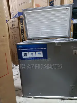Midea 197l Single Door Chest Freezer