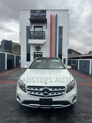 Mercedes-Benz GLA 250 2018 White
