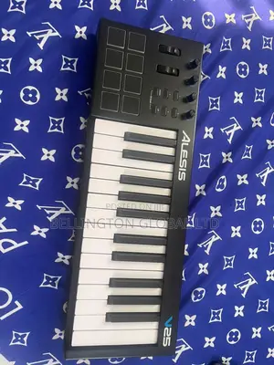 Alesis V25