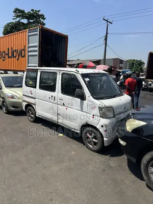 Daihatsu Hijet 2010 White