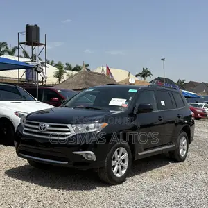 Toyota Highlander 2013 Black