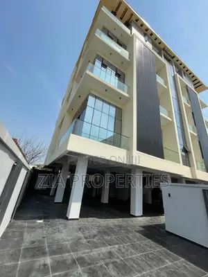 3bdrm Apartment in Lekki Phase 1 for sale