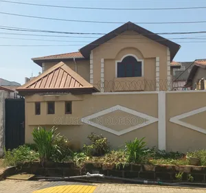 5bdrm Duplex in Omole Phase 2 for rent