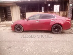 Lexus ES 350 2012 Red