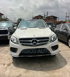 Mercedes-Benz GLE-Class GLE 400 4MATIC 2017 White