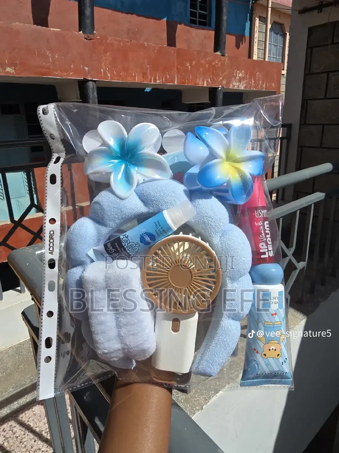 Gift Packages and Boxes