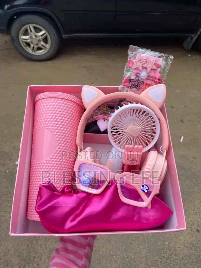 Gift Packages and Boxes