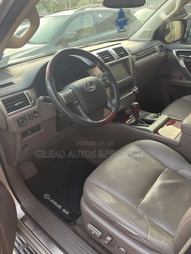 Lexus GX 460 Premium 2013 Gold