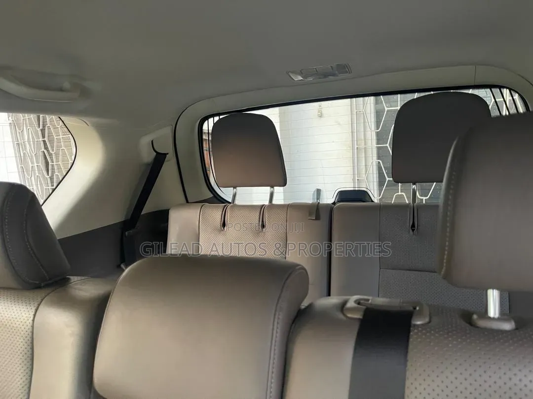 Lexus GX 460 Premium 2013 Gold