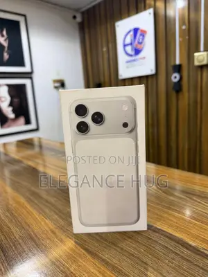 New Apple iPhone 17 Pro Max 256 GB Silver