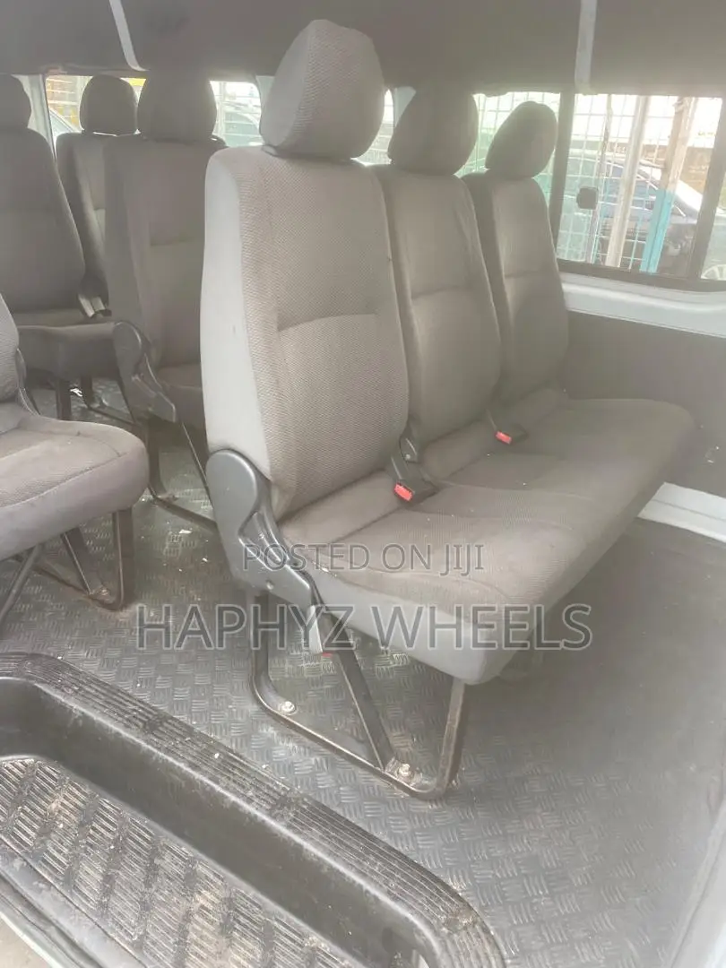 Toyota HiAce 2012 White