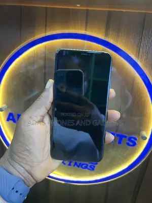 Apple iPhone 11 Pro Max 64 GB Black