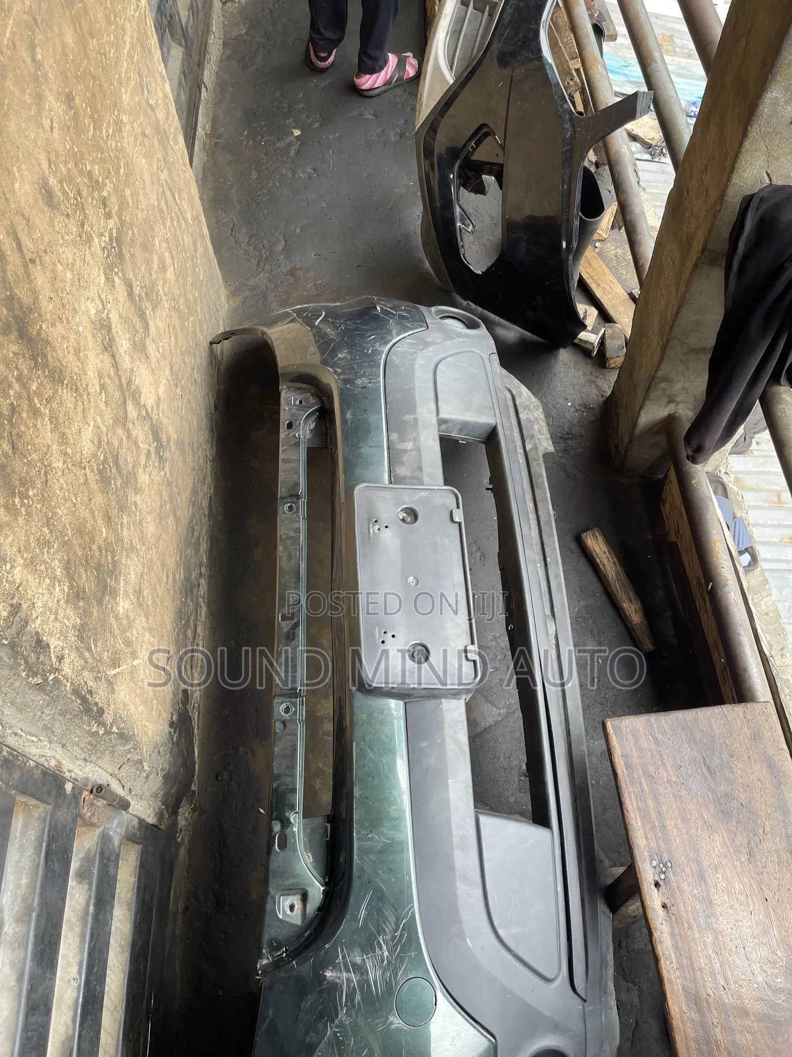 Ford Explorer 2012-2014 Front Bumper