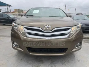 Toyota Venza Limited 2010 Brown