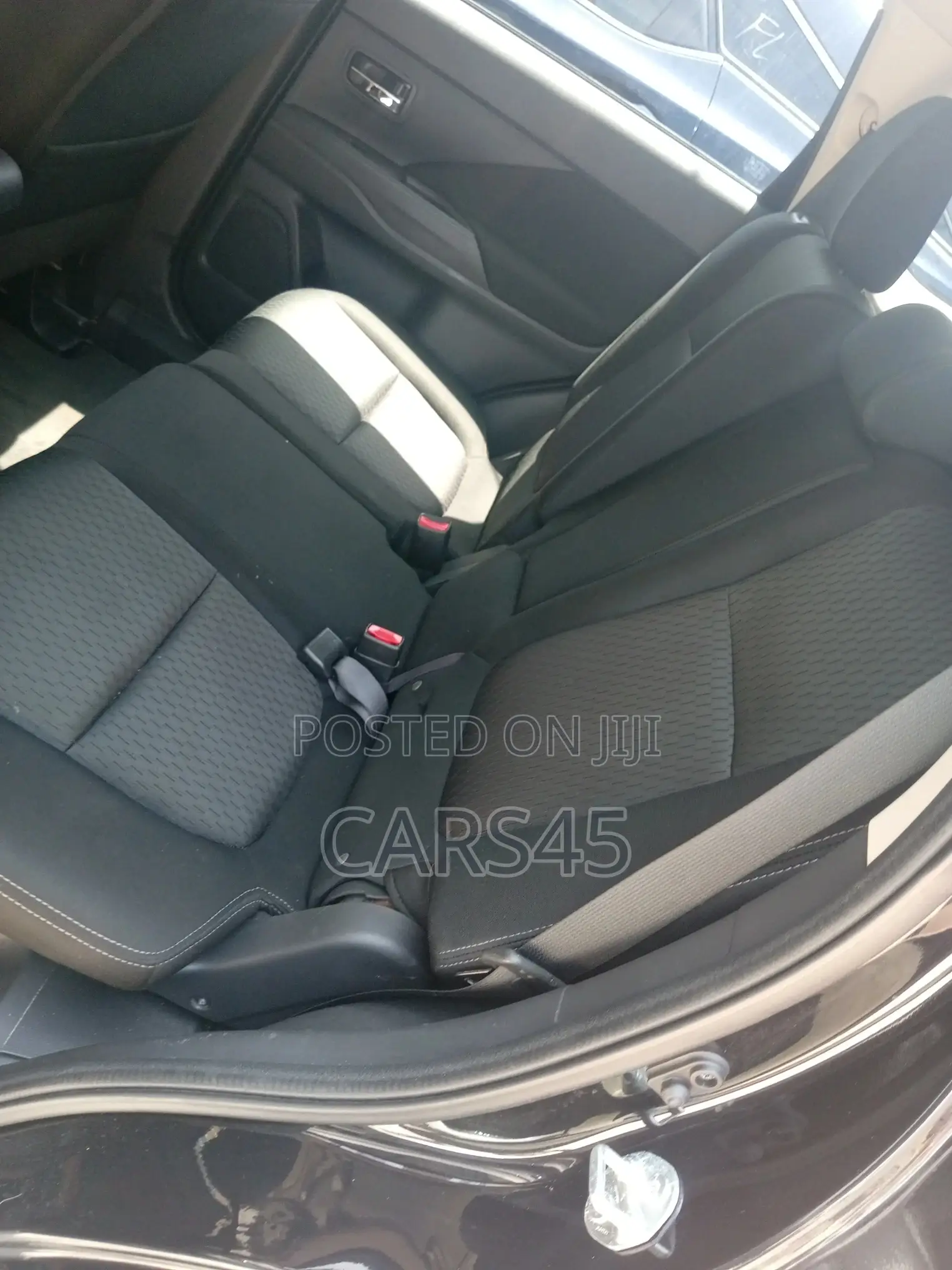 Mitsubishi Outlander 2015 Black