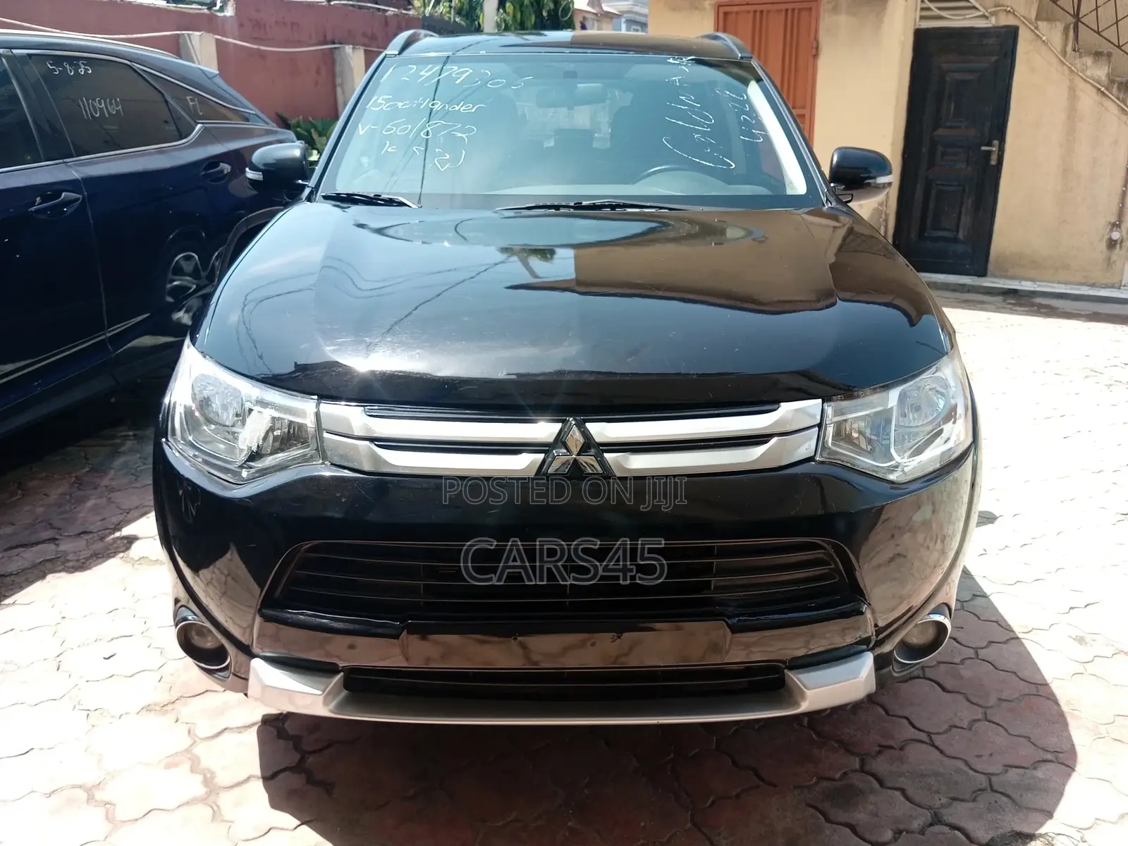 Mitsubishi Outlander 2015 Black