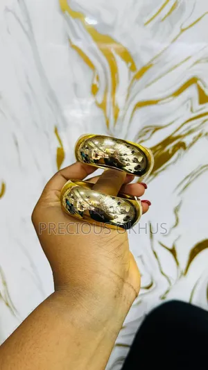Chunky Bangles