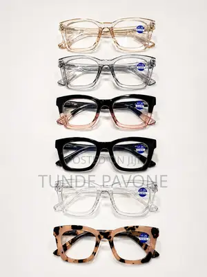 Fashionable Glasses/Frames