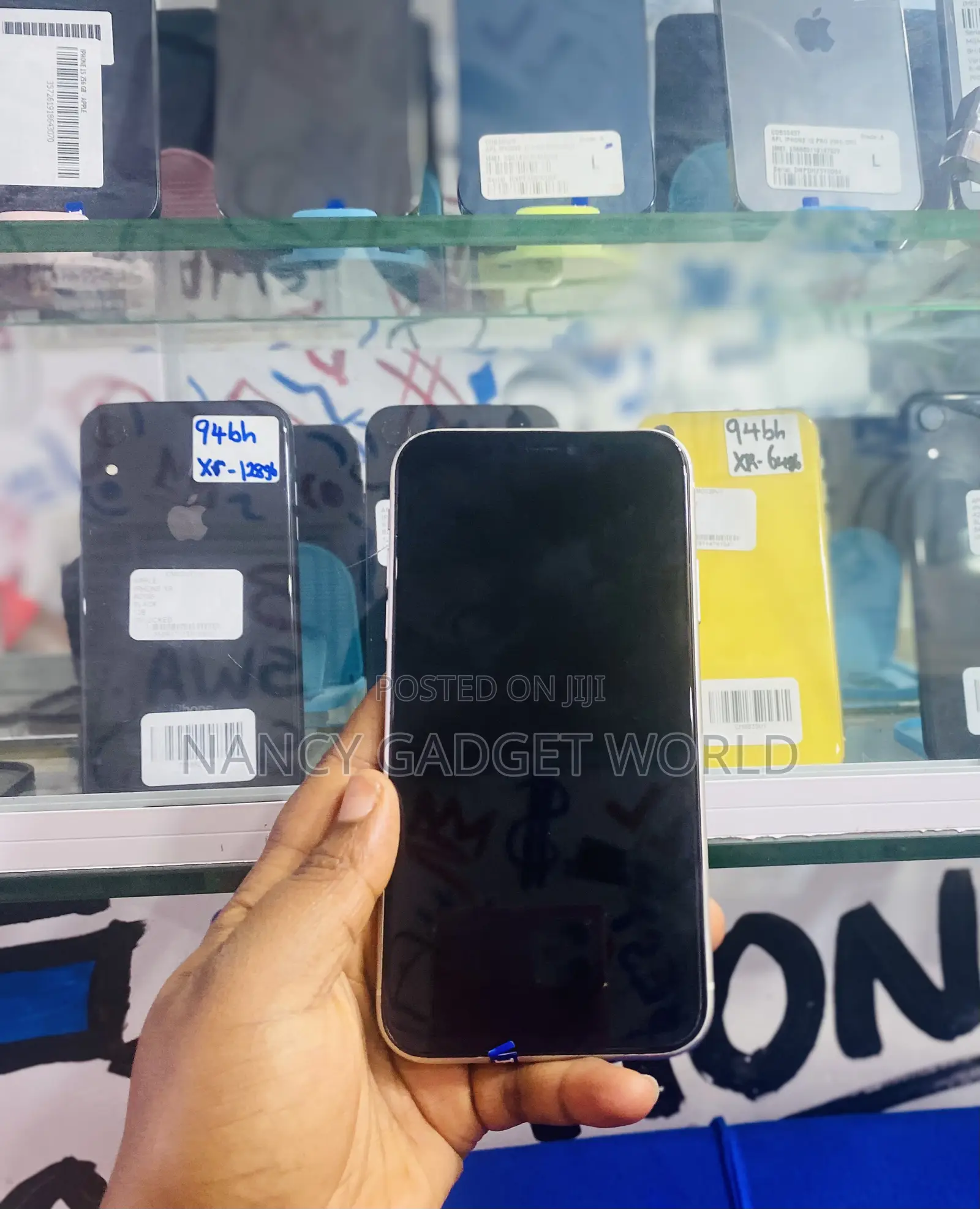 Apple iPhone 11 64 GB
