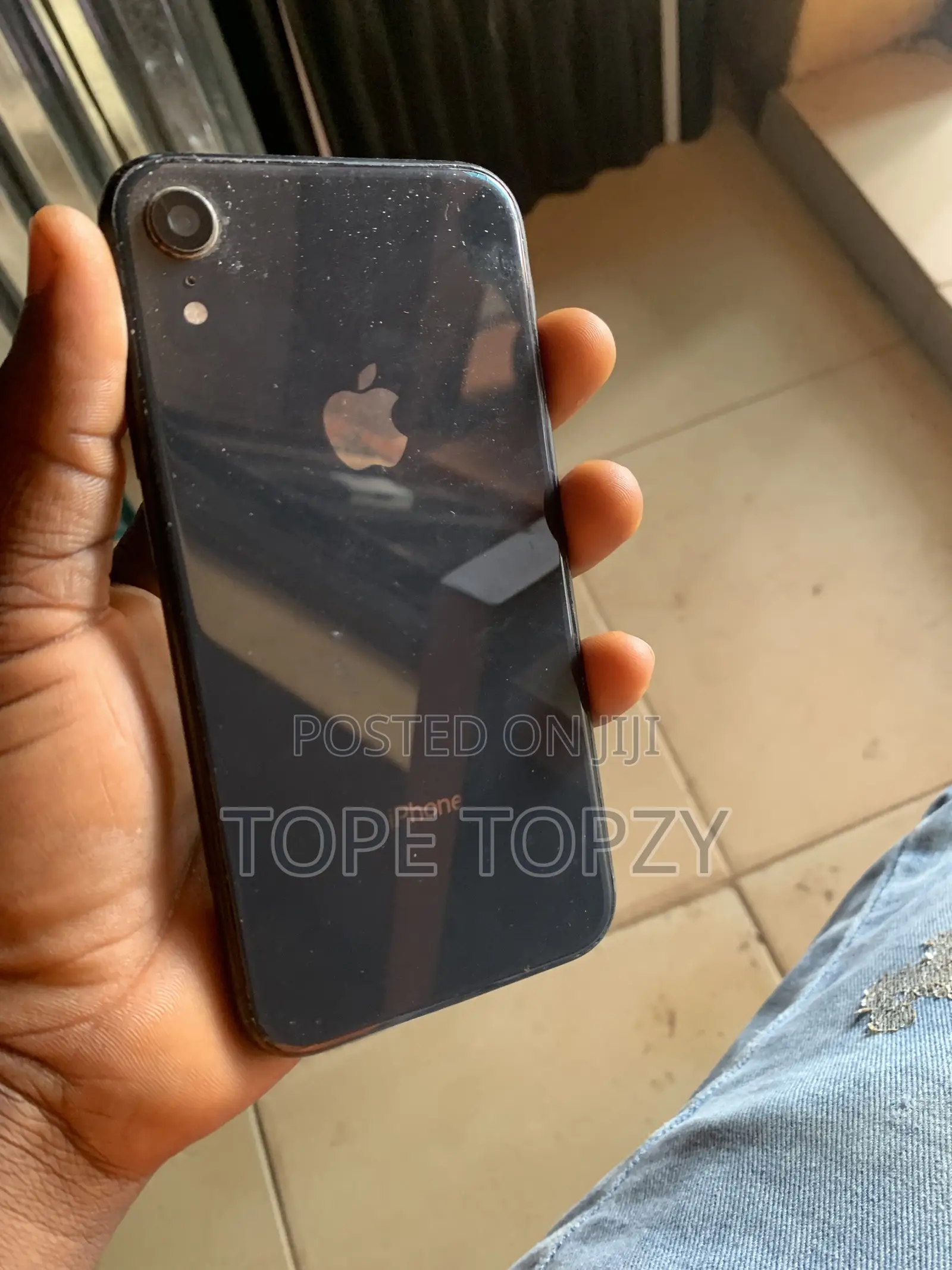 Apple iPhone XR 64 GB Black