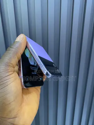 Samsung Galaxy Z Flip4 256 GB