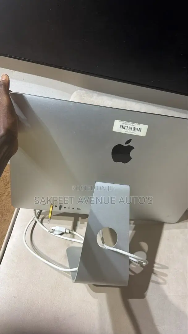 Desktop Computer Apple iMac 8GB Intel Core i5 HDD 1T