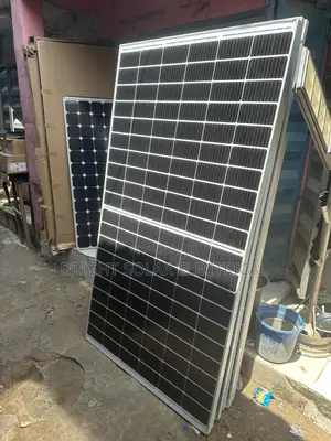 600 Watts Mono Solar Panel Available in Stock