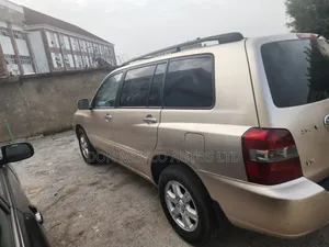 Toyota Highlander 2005 Silver