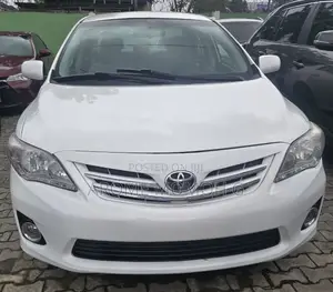 Toyota Corolla 2010 White