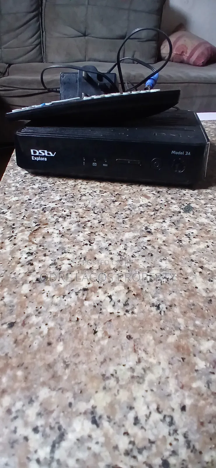 DSTV Explorer 3a Decoder and Remote