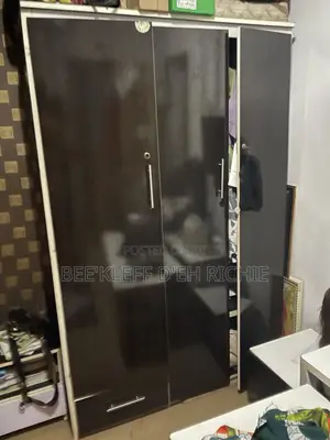 Wardrobe for Adult