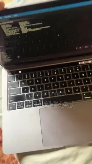 Laptop Apple MacBook Pro 2020 16GB Apple M1 Pro SSD 256GB