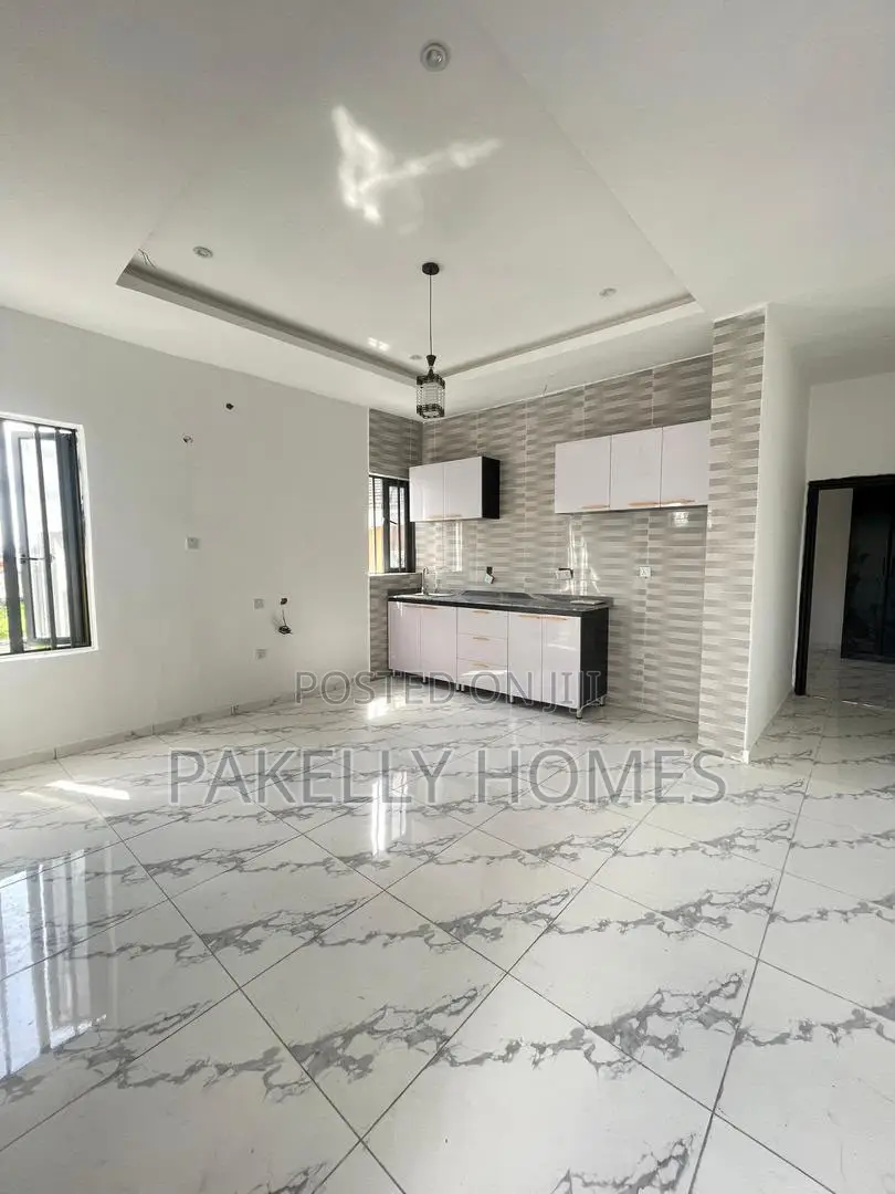 Spacious Well-Built 1 Bedroom Apartment
