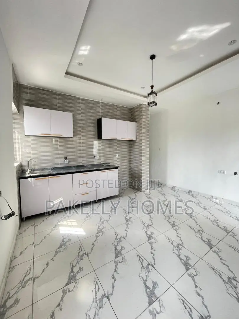 Spacious Well-Built 1 Bedroom Apartment