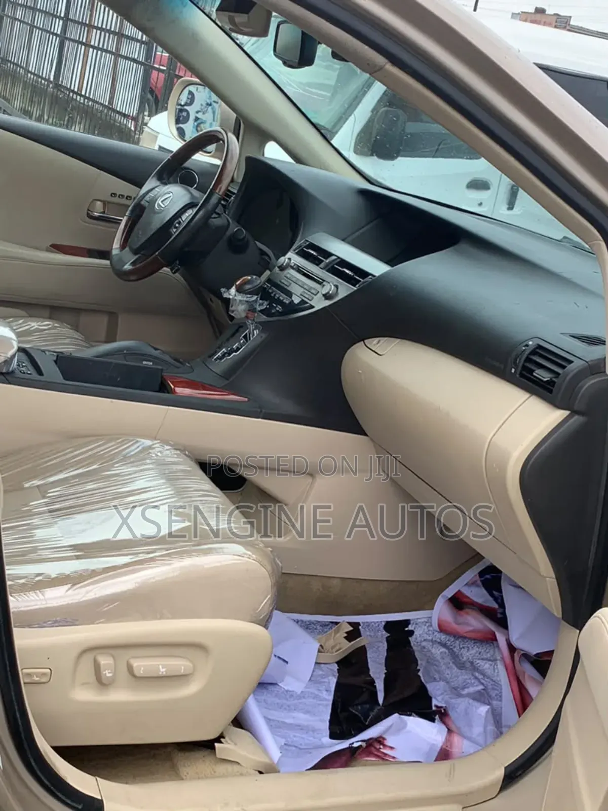 Lexus RX 2011 Gold