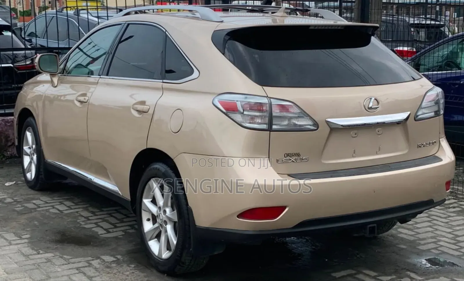 Lexus RX 2011 Gold