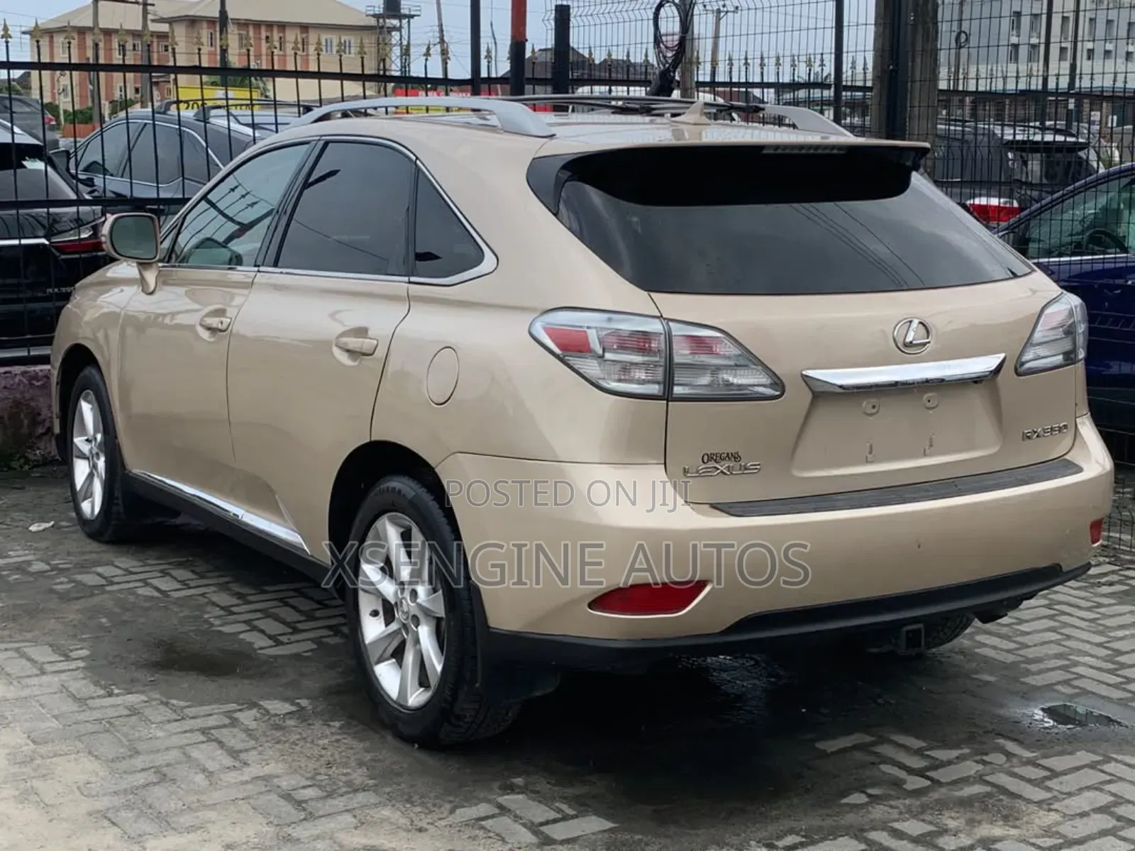 Lexus RX 2011 Gold