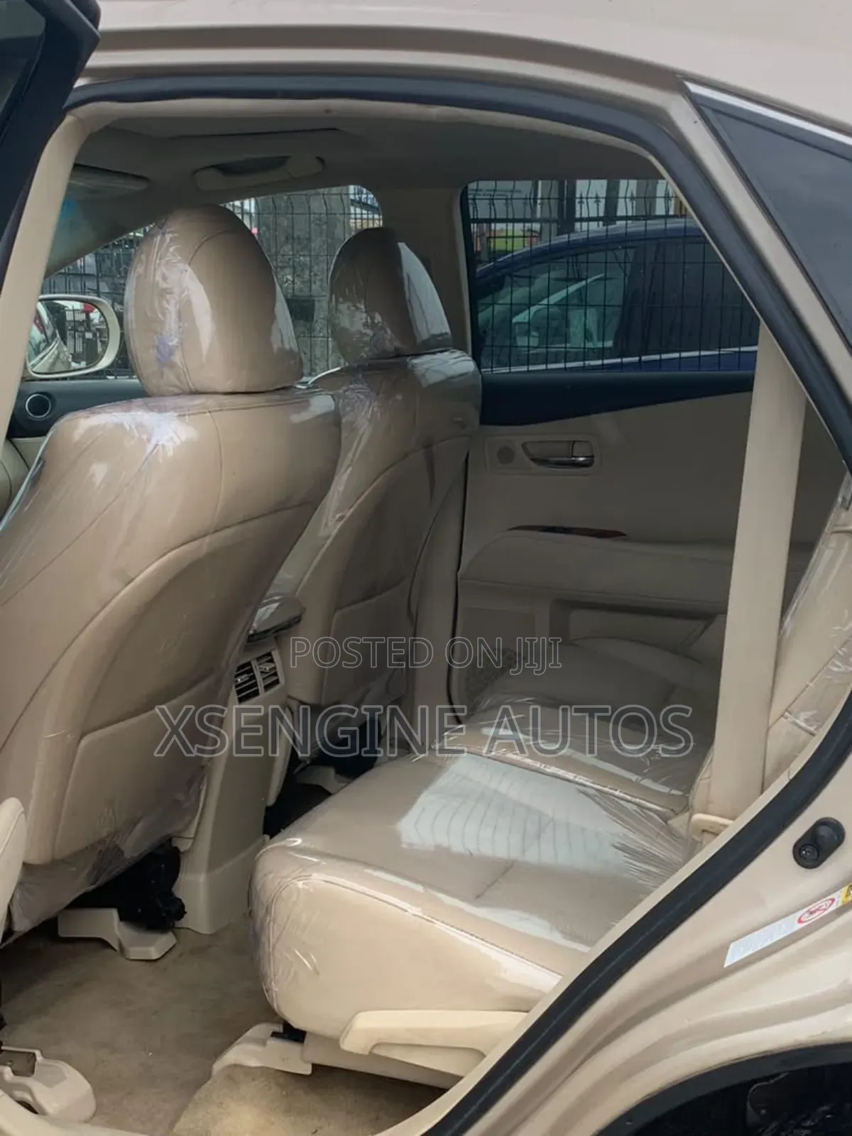 Lexus RX 2011 Gold