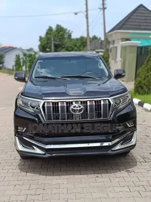 Toyota Land Cruiser Prado 2023 Black
