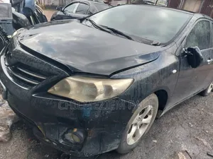 Toyota Corolla LE 4dr Sedan (1.8L 4cyl 4A) 2010 Black